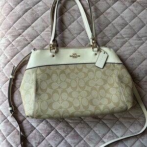 Coach Cream and Tan Shoulder Bag